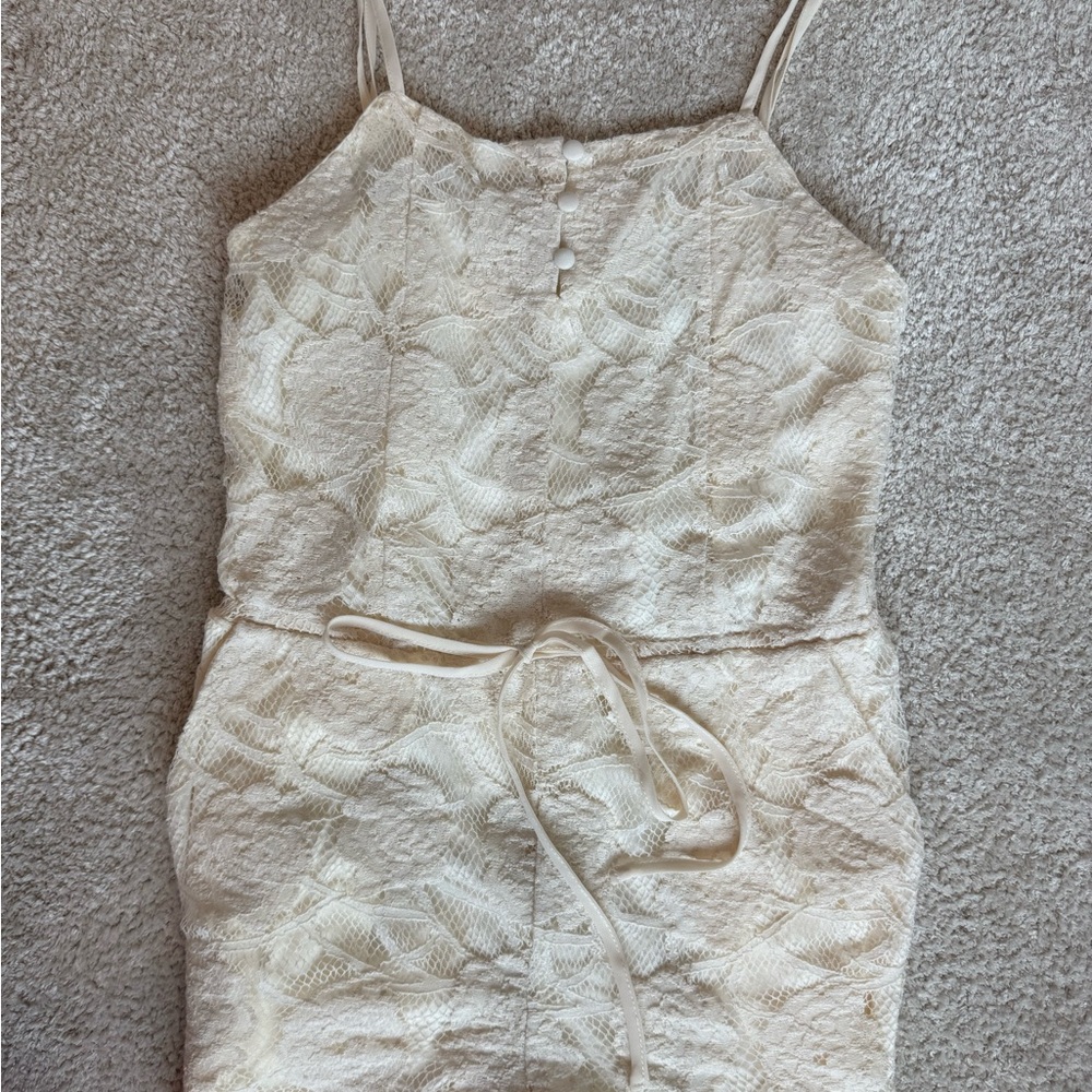 Zara Cream Lace Women Shorts